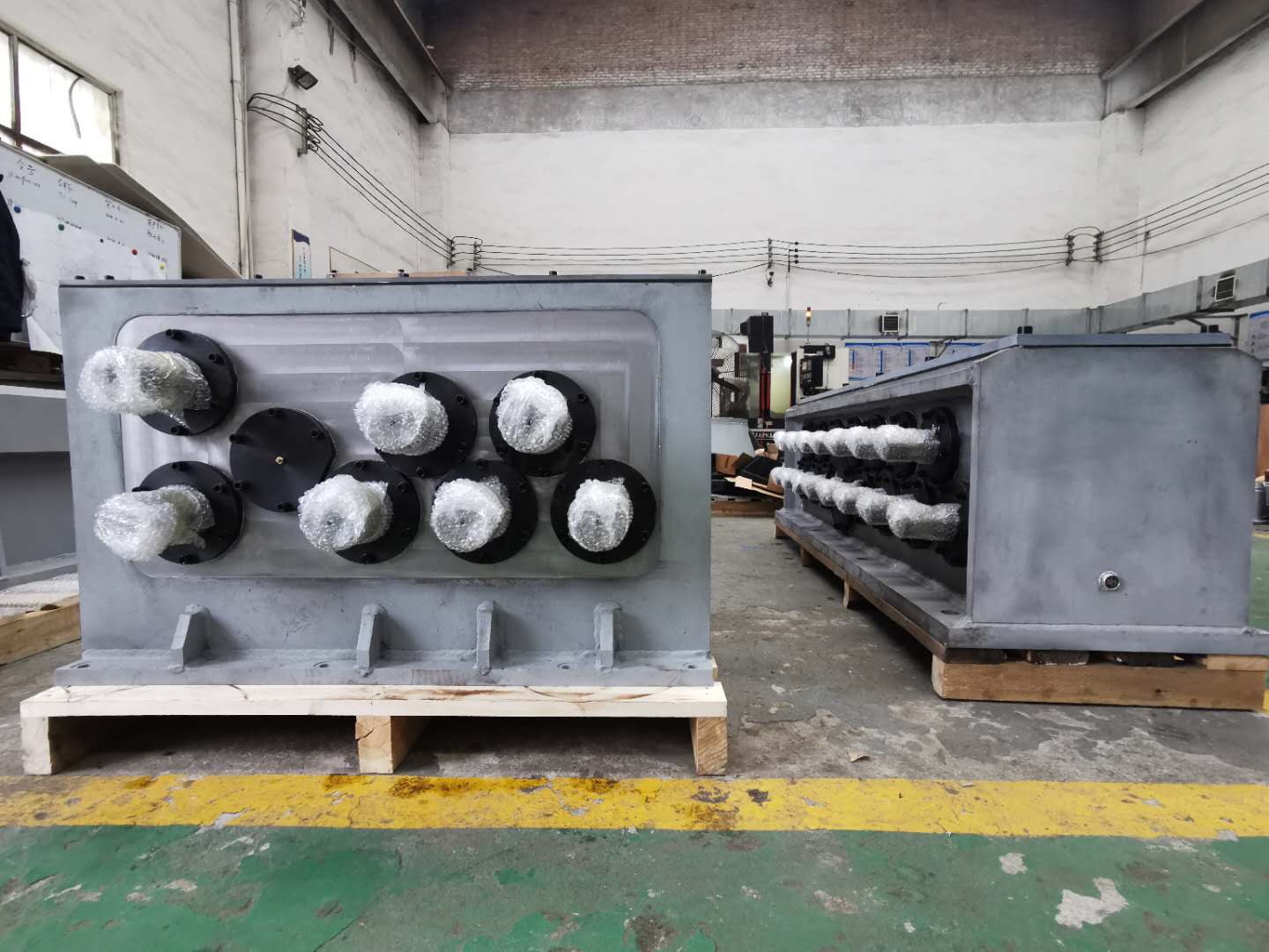 非標變速機齒輪箱加工定做